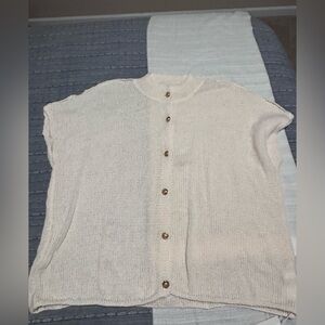 Cream button up Cardigan XL 
New with tags *** small pull as pictured